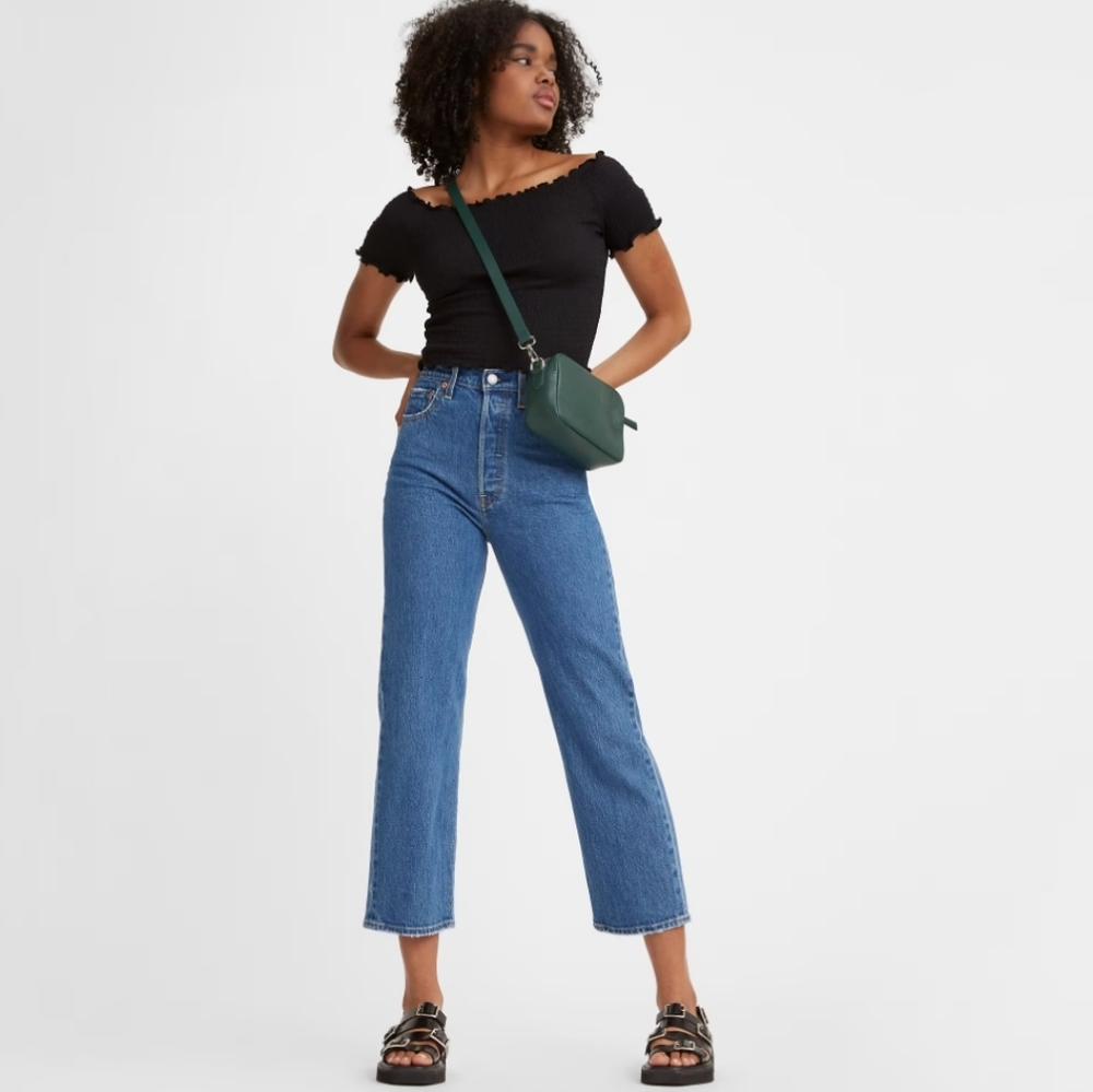 Levis Ribcage Straight Jean (Raw Edge)